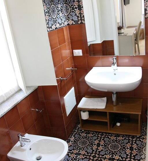 غرفة قياسية ثلاثية, B&b Cerasarella