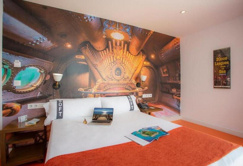 Economy Triple Room, Casual Del Mar Malaga