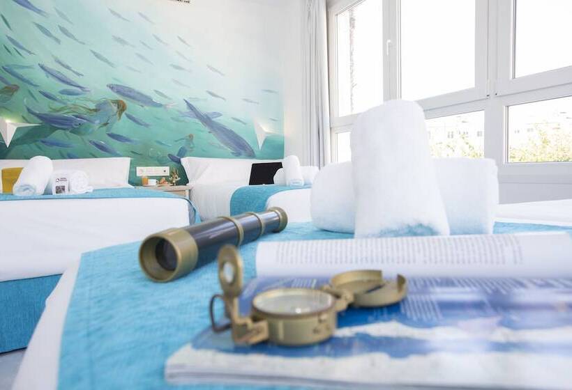 اتاق استاندارد سه نفره, Casual Del Mar Malaga