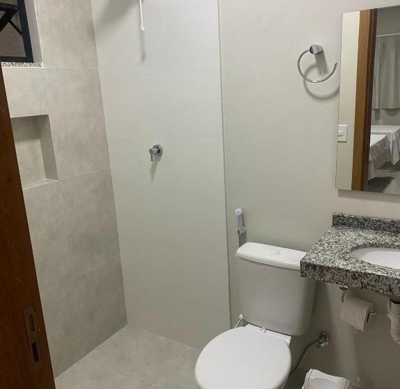 غرفة قياسية رباعية, Colorado