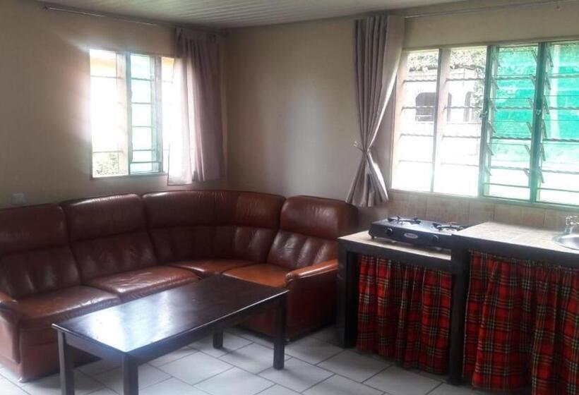 اتاق اجرایی سه نفره, Guest House Jane Naivasha