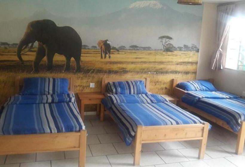 اتاق اجرایی سه نفره, Guest House Jane Naivasha