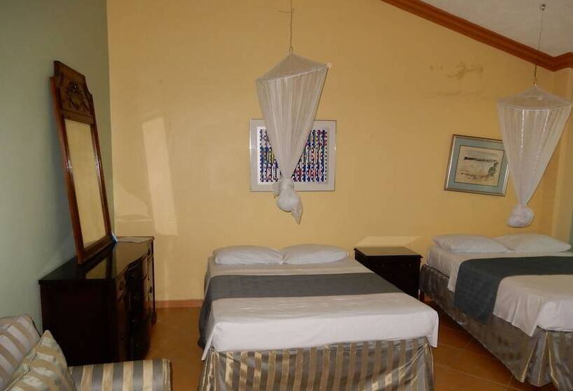 اتاق استاندارد با چشمانداز باغ, Hôtel Villa Lamarre