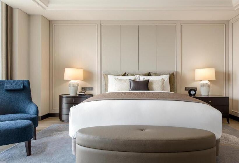 Suite Deluxe Llit King, Paradise City