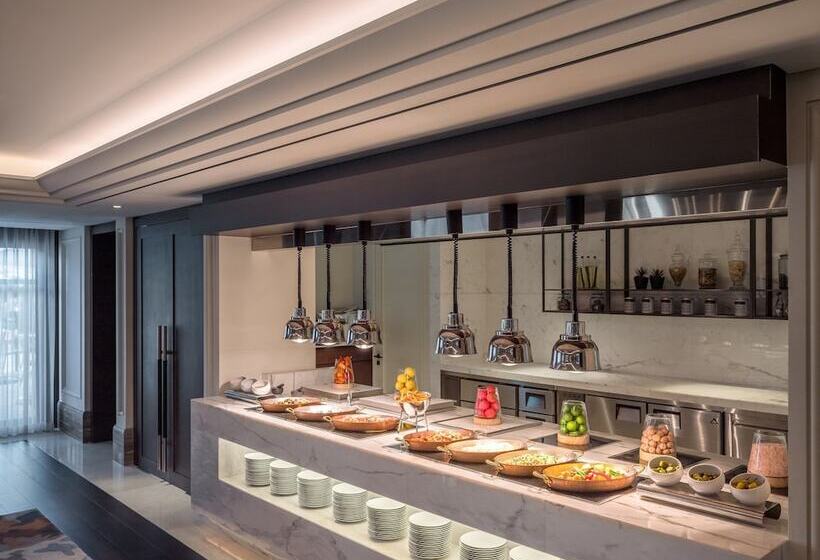 Habitació Premium, Paradise City