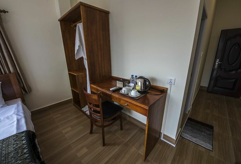 Номер Deluxe с Балконом, Phnom Penh Le Vincent