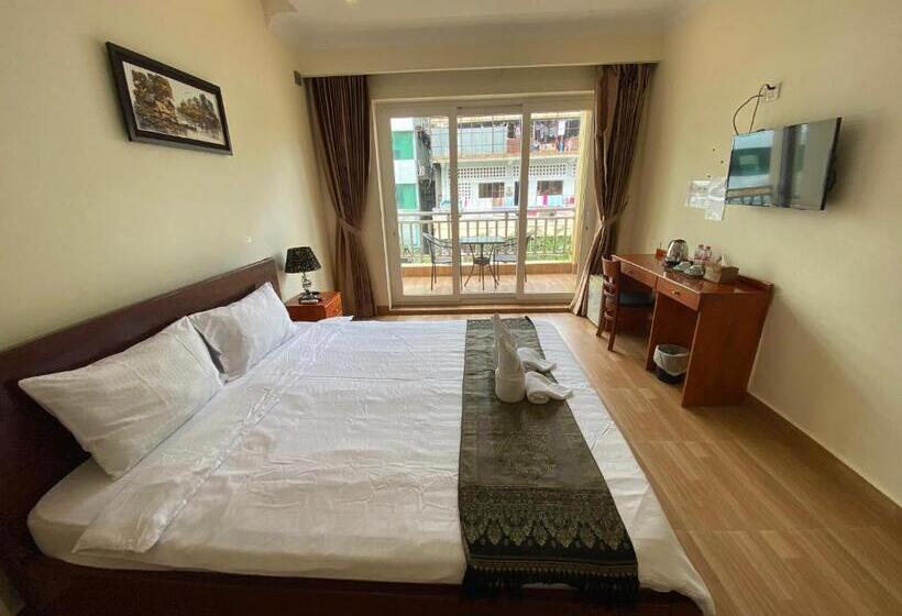 Номер Deluxe, Phnom Penh Le Vincent