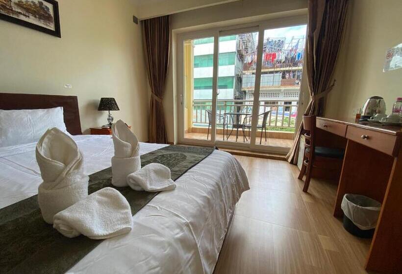 חדר דלוקס עם מרפסת, Phnom Penh Le Vincent