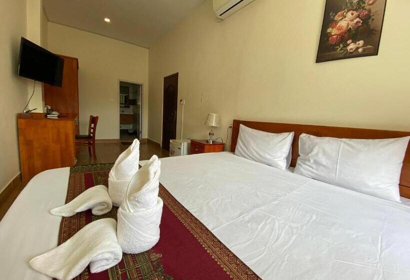 חדר דלוקס עם מרפסת, Phnom Penh Le Vincent