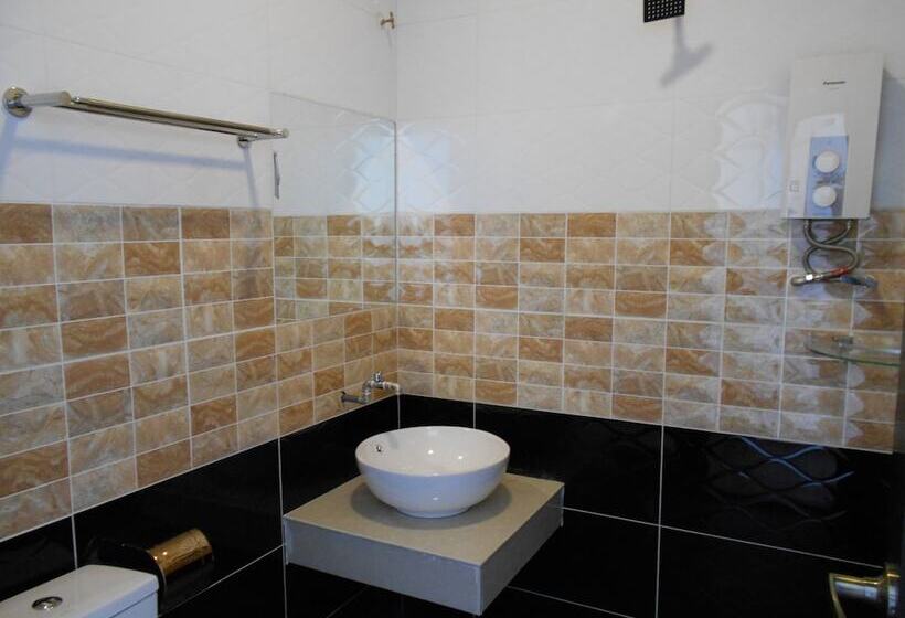 豪华房间, Pi Grand