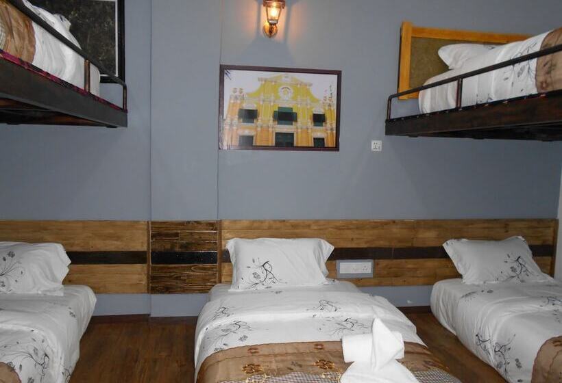 豪华家庭房间, Pi Grand