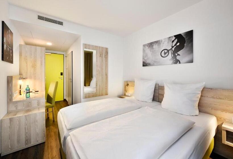 Номер Стандарт, Novina Sleep Inn Herzogenaurach