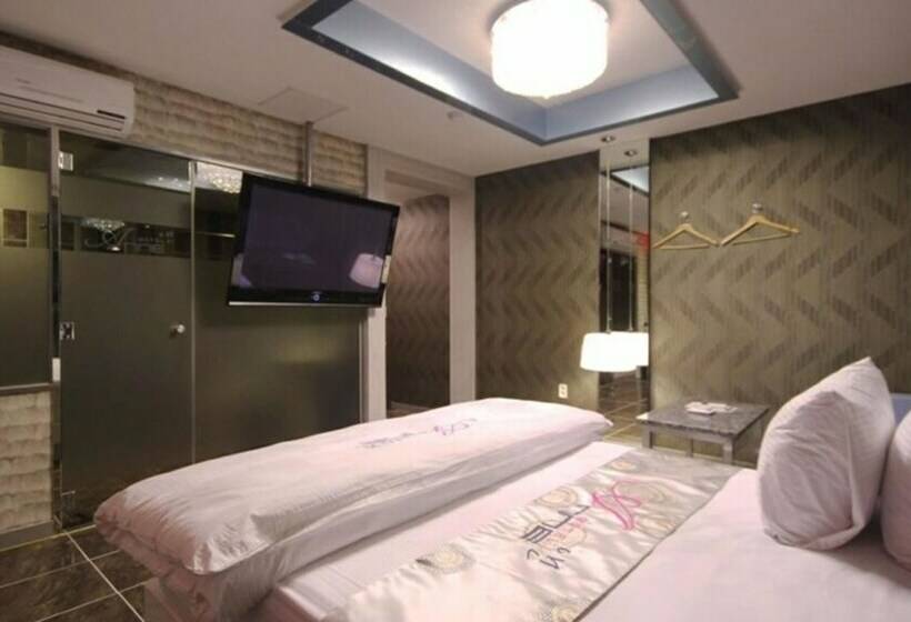 חדר סטנדרט, Anne Motel