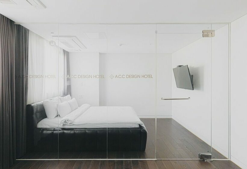 Quarto deluxe, Acc Design