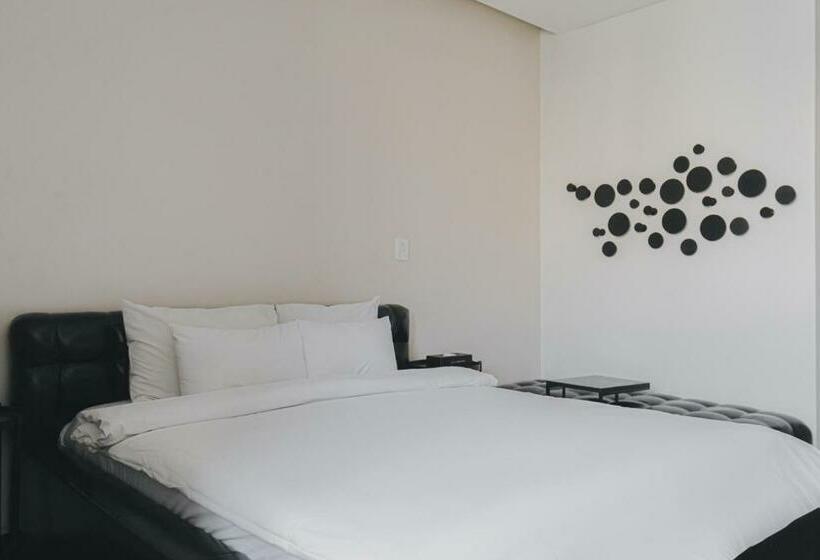 Quarto standard, Acc Design