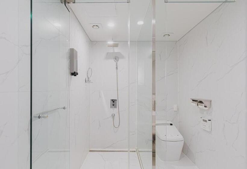 디럭스 룸, Acc Design