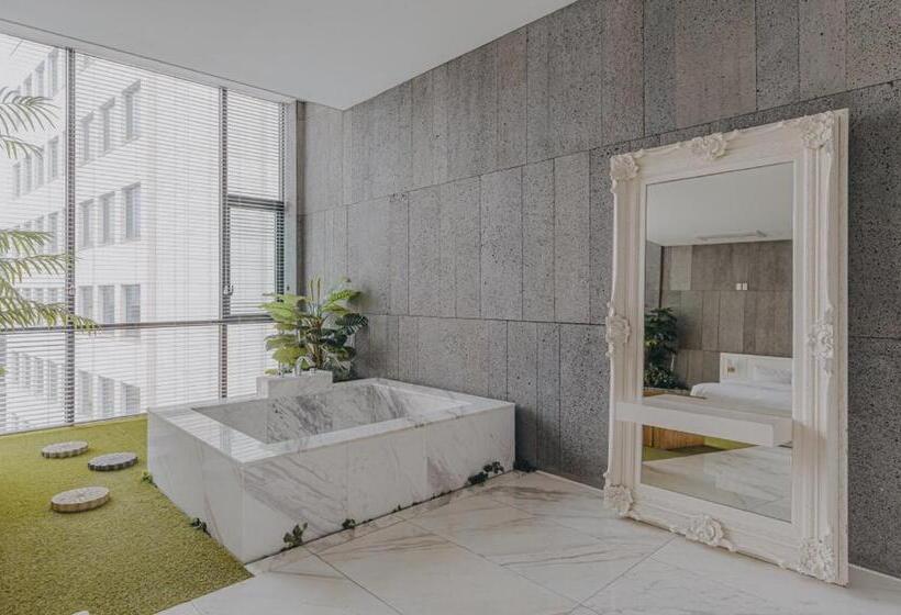 标准间带露台, Acc Design