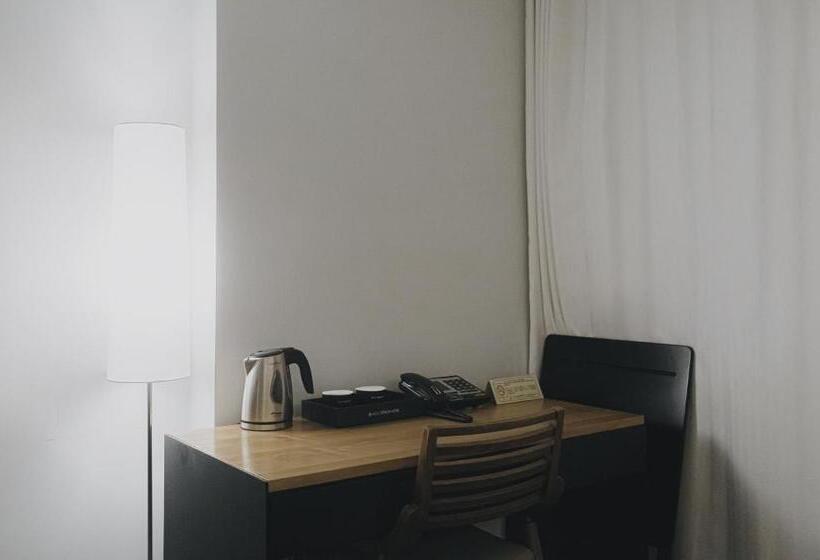 Quarto deluxe, Acc Design