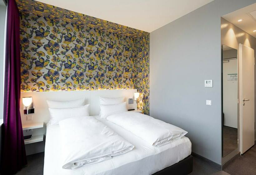 غرفة كومفورت, Am Remspark