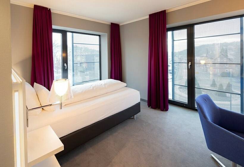 غرفة كومفورت فردية, Am Remspark