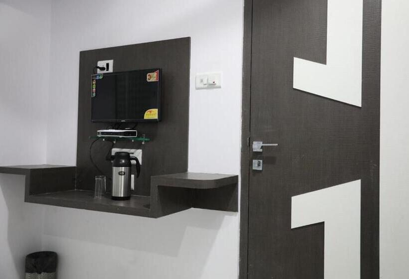 חדר סטנדרט יחיד, Fantacee