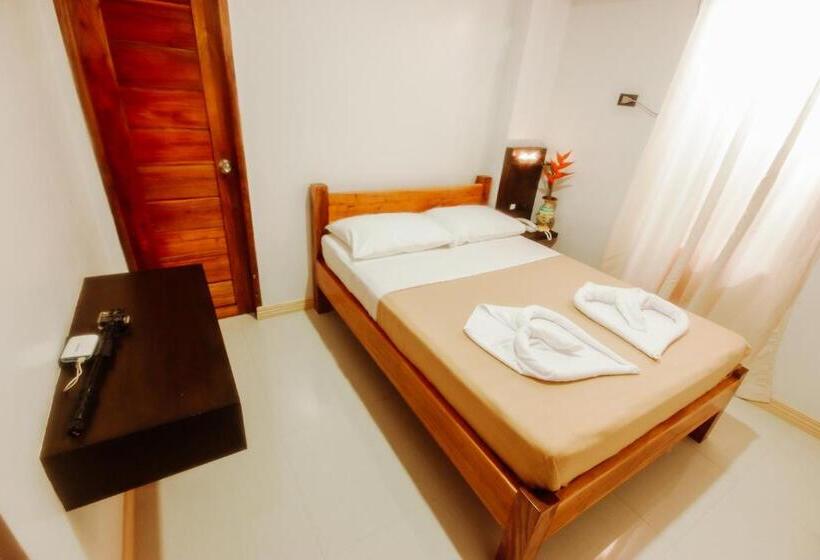 Номер Economy, Lapira