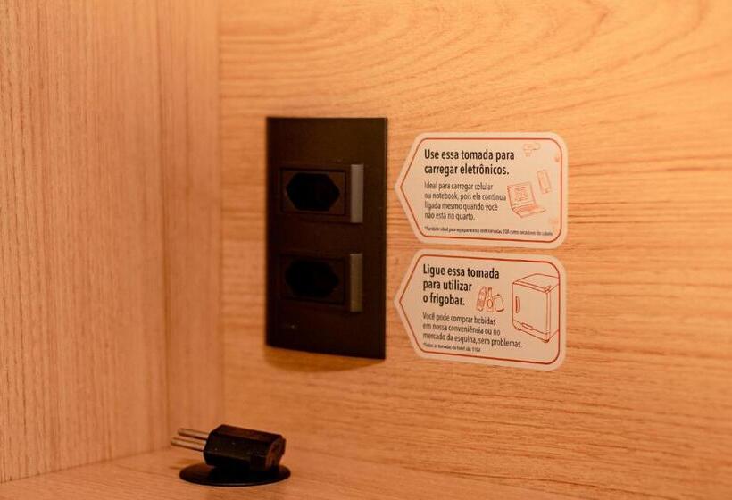 اتاق استاندارد چهارنفره با بالکن, Luds Comfort