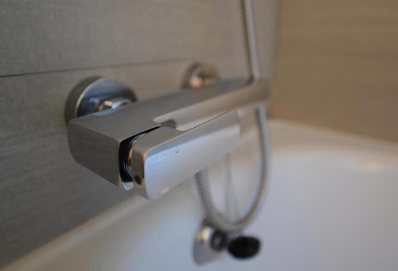 اتاق سوپریور با چشمانداز دریا, Sizigia