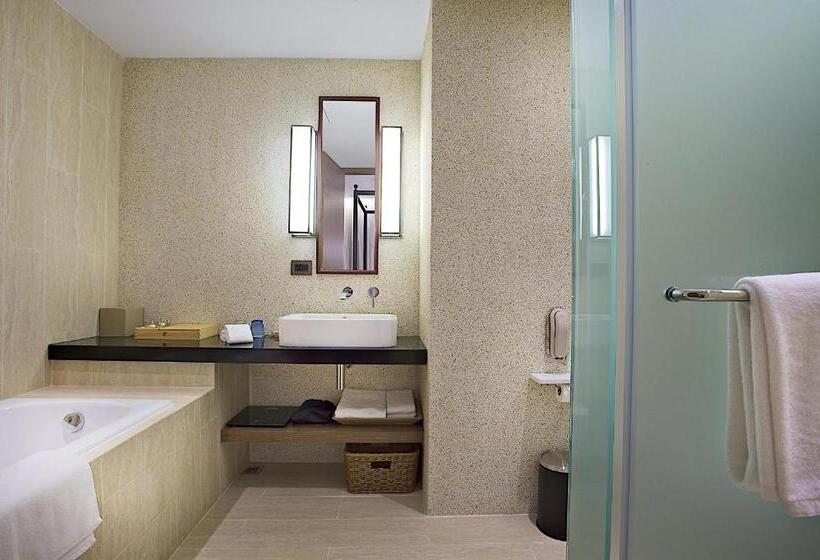 اتاق استاندارد, The Gaya