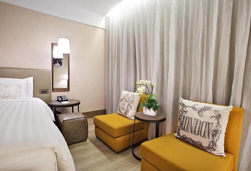 اتاق استاندارد, The Gaya