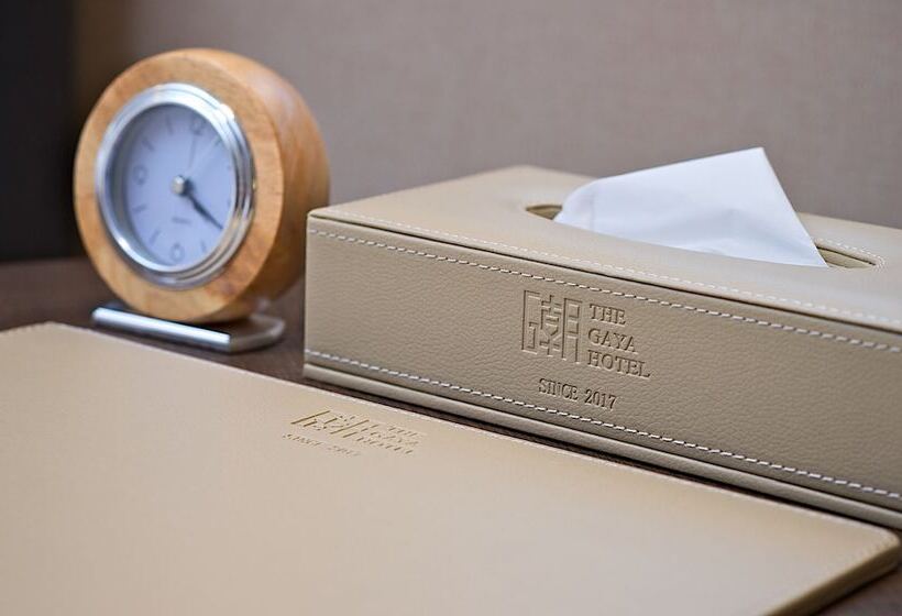 سوییت اجرایی, The Gaya