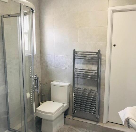 标准单人间, Lady Hamilton Inn