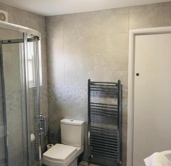 标准单人间, Lady Hamilton Inn