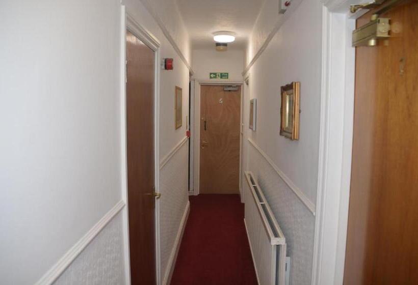 带共用浴室的标准房间, Lady Hamilton Inn