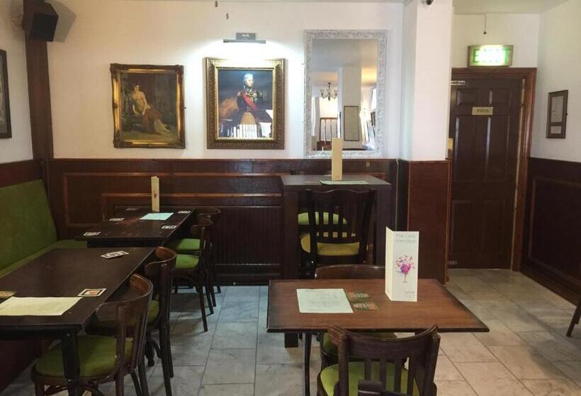 标准间, Lady Hamilton Inn