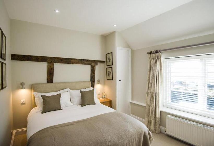 جناح ديلوكس, Cowdray Lodge