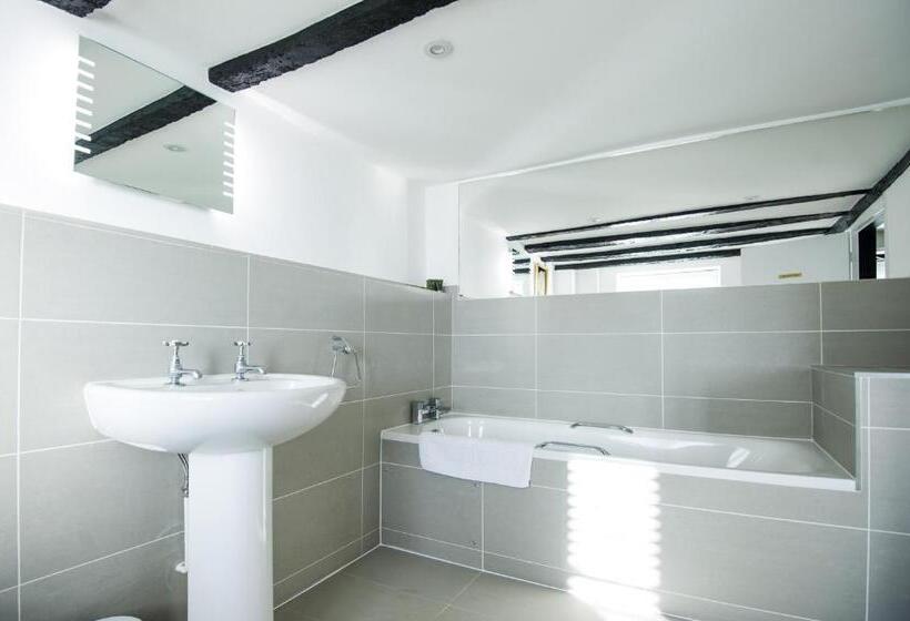 Номер Deluxe, Cowdray Lodge