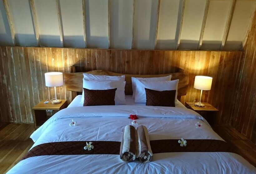 デラックスルーム, Sari Gili Bungalow