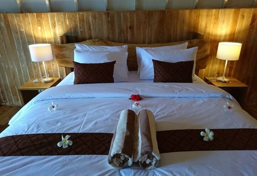 Номер Deluxe, Sari Gili Bungalow