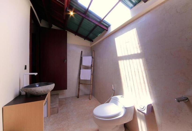 デラックスルーム, Sari Gili Bungalow