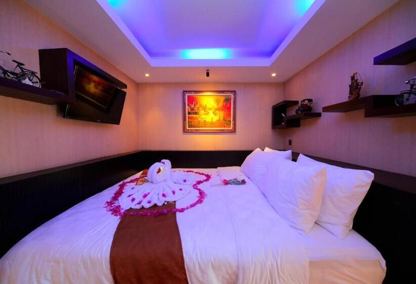 デラックスルーム, Sari Gili Bungalow