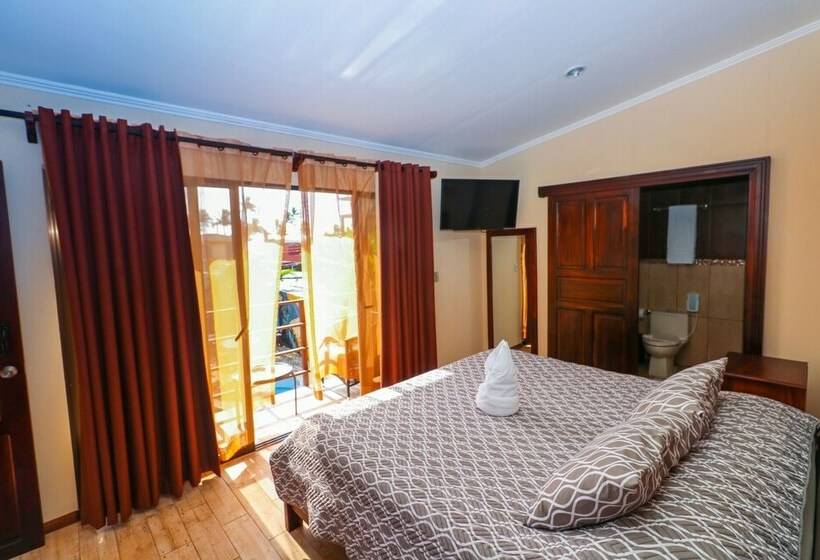 标准间带双人床, & Sport Bar Oz