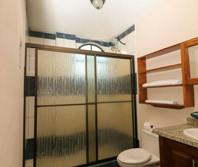 标准间, & Sport Bar Oz