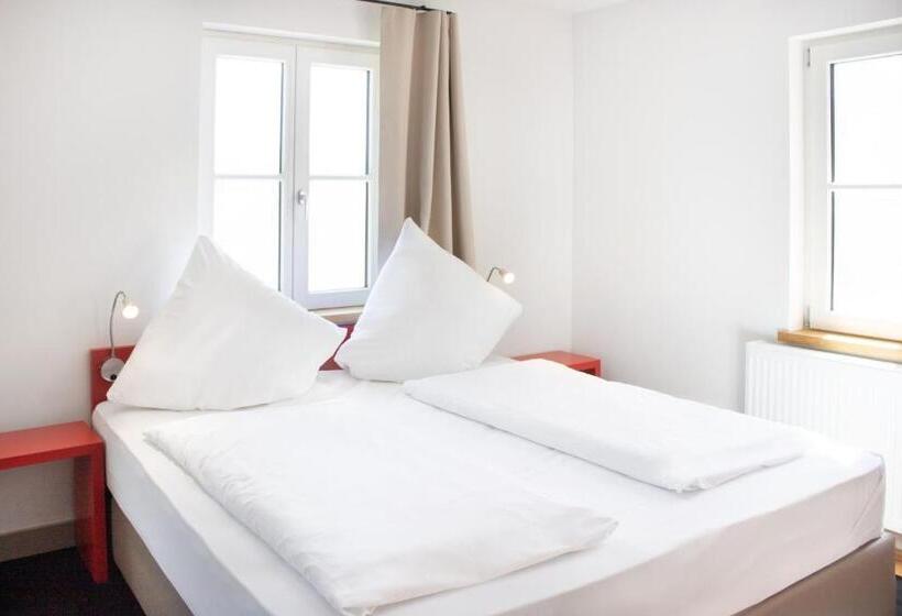 Номер Стандарт, Ku Hotel By Wmm Hotels