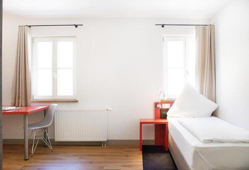 Номер Стандарт Индивидуальный, Ku Hotel By Wmm Hotels