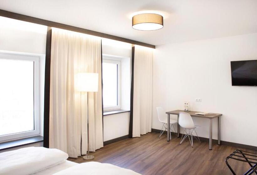 Номер Стандарт Адаптированный для Инвалидов, Ku Hotel By Wmm Hotels