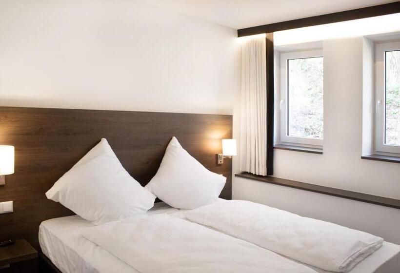 Номер Deluxe, Ku Hotel By Wmm Hotels