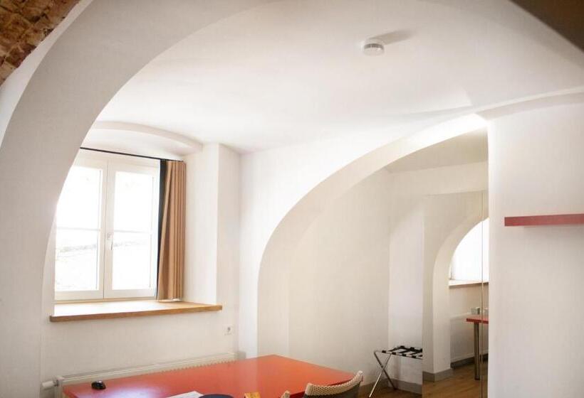 Номер Стандарт, Ku Hotel By Wmm Hotels