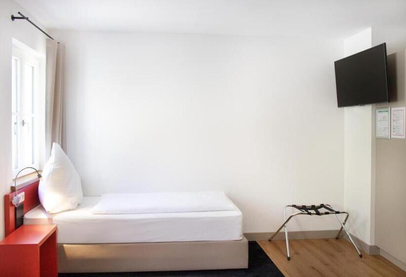 Номер Стандарт Индивидуальный, Ku Hotel By Wmm Hotels