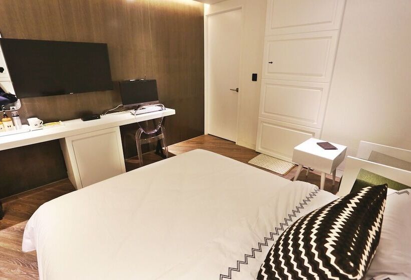 Chambre Standard, Bucheon Mari